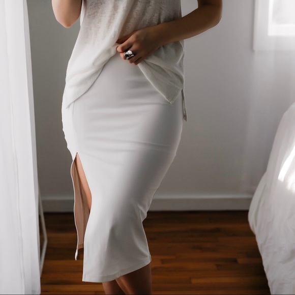 SoldOut11thStreet - Picture 2 of 4